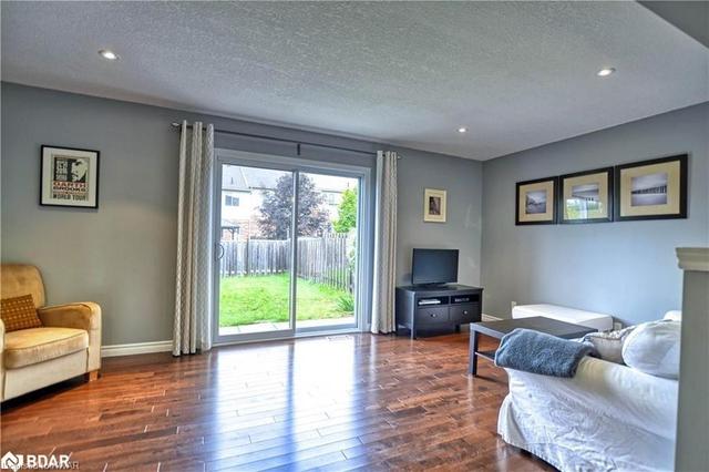 6 Edwards Street, House attached with 3 bedrooms, 2 bathrooms and 3 parking in Guelph ON | Image 4