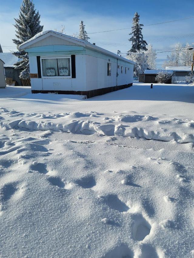10015 103 Avenue, House detached with 3 bedrooms, 1 bathrooms and 2 parking in Hythe AB | Image 1