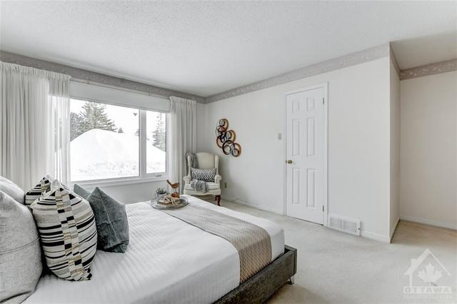 8 Innesbrook Court, Townhouse with 2 bedrooms, 2 bathrooms and 2 parking in Ottawa ON | Image 17