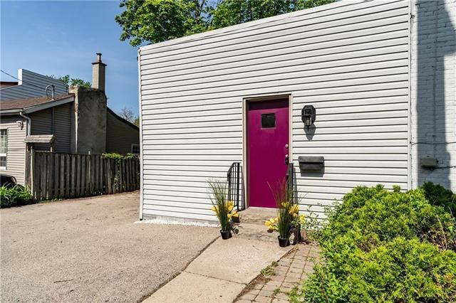 275 Main Street W, House attached with 2 bedrooms, 1 bathrooms and 4 parking in Hamilton ON | Image 40