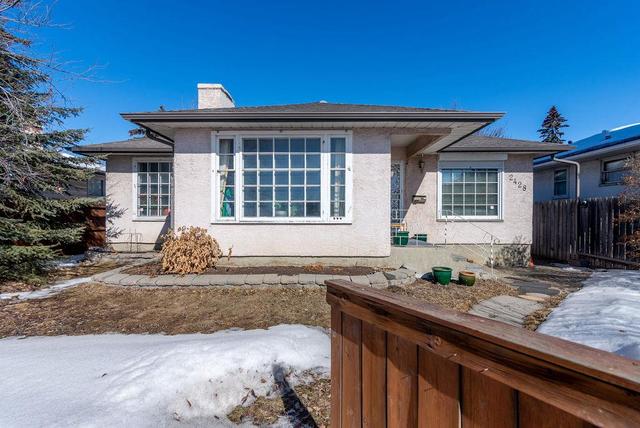 2428 17 Avenue Sw, House detached with 3 bedrooms, 2 bathrooms and 1 parking in Calgary AB | Image 2
