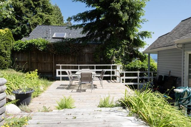 1249 Point Road, House detached with 3 bedrooms, 2 bathrooms and 3 parking in Sunshine Coast F BC | Image 28