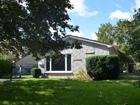673 Lansdowne Dr, House detached with 3 bedrooms, 2 bathrooms and 3 parking in Oshawa ON | Image 9
