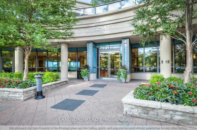 1033 - 35 Viking Lane, Condo with 2 bedrooms, 2 bathrooms and 1 parking in Toronto ON | Image 11