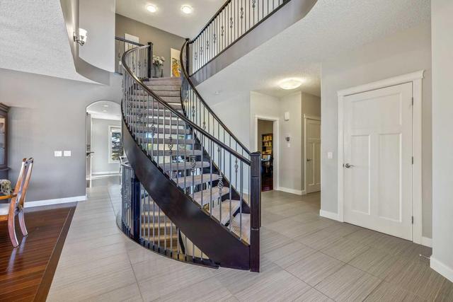 89 Elkton Way Sw, House detached with 6 bedrooms, 4 bathrooms and 4 parking in Calgary AB | Image 5