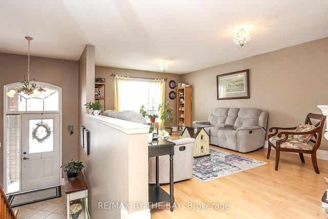 48 Regina Blvd, House detached with 2 bedrooms, 4 bathrooms and 6 parking in Wasaga Beach ON | Image 40