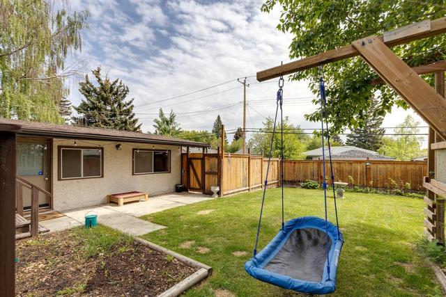 8616 Fairmount Drive Se, House detached with 3 bedrooms, 2 bathrooms and 3 parking in Calgary AB | Image 41