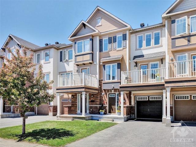 332 Sweet Grass Circle, Townhouse with 2 bedrooms, 2 bathrooms and 3 parking in Ottawa ON | Image 4
