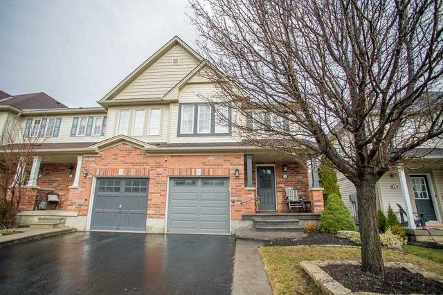 220 Blackburn Dr, Condo with 3 bedrooms, 2 bathrooms and 2 parking in Brantford ON | Image 1