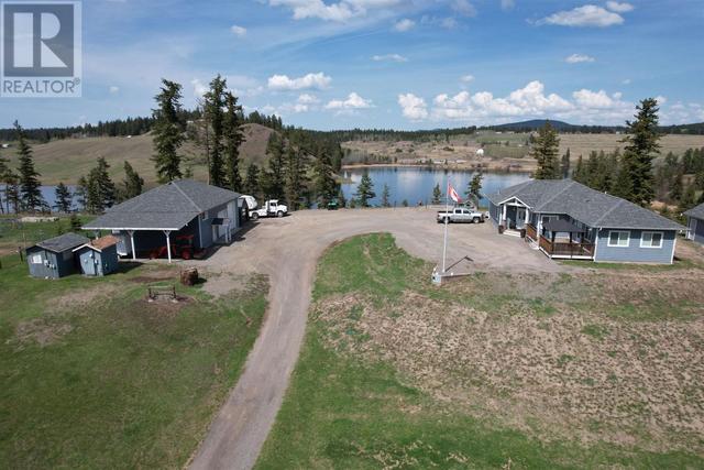 5431 Scuffi Road, House detached with 4 bedrooms, 3 bathrooms and null parking in Cariboo G BC | Image 1
