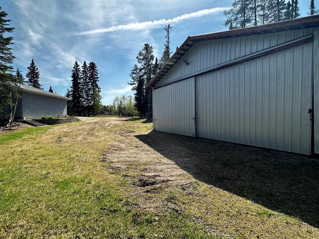 591002 Range Road 113a, House detached with 5 bedrooms, 2 bathrooms and null parking in Woodlands County AB | Image 34