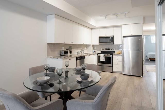 119 - 510 Kingbird Grve, Townhouse with 2 bedrooms, 2 bathrooms and 1 parking in Toronto ON | Image 6