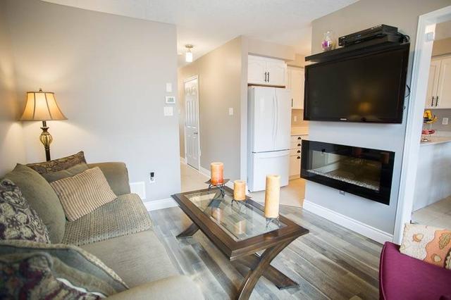 220 Blackburn Dr, Condo with 3 bedrooms, 2 bathrooms and 2 parking in Brantford ON | Image 28