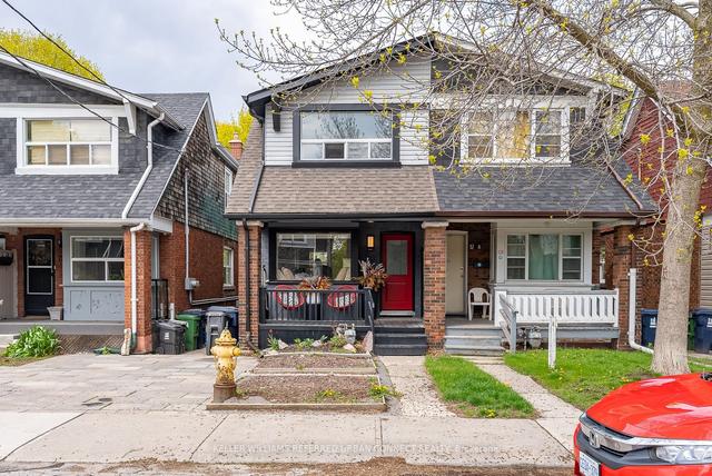 80 Oakcrest Ave, House semidetached with 3 bedrooms, 2 bathrooms and 1 parking in Toronto ON | Image 1