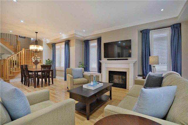 981 Toscana Pl, House attached with 3 bedrooms, 3 bathrooms and 2 parking in Mississauga ON | Image 5