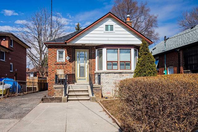 80 Bude St, House detached with 3 bedrooms, 2 bathrooms and 5 parking in Toronto ON | Image 2