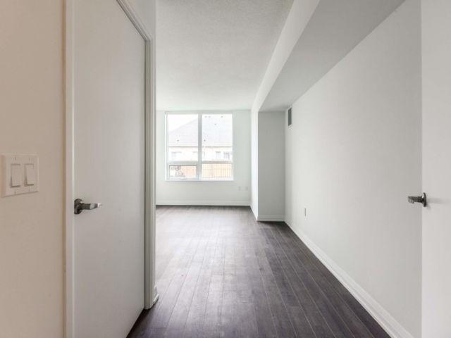 103 - 30 Via Rosedale Way, Condo with 1 bedrooms, 1 bathrooms and 1 parking in Brampton ON | Image 13