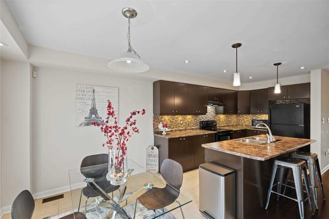 79 Portwine Dr, House attached with 3 bedrooms, 3 bathrooms and 2 parking in Toronto ON | Image 4