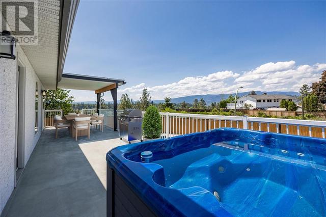 960 Taurus Road, House detached with 4 bedrooms, 2 bathrooms and 4 parking in Kelowna BC | Image 53
