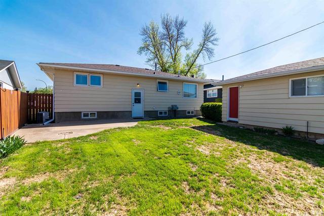 984 Bassett Crescent Nw, House detached with 4 bedrooms, 2 bathrooms and 2 parking in Medicine Hat AB | Image 30