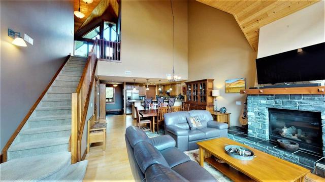205 - 880 Lakeview Drive, Condo with 3 bedrooms, 3 bathrooms and 2 parking in East Kootenay F BC | Image 12