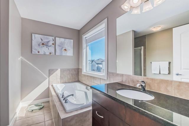 31 Everwoods Park Sw, House detached with 3 bedrooms, 2 bathrooms and 4 parking in Calgary AB | Image 21