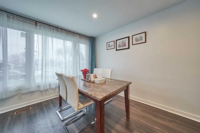 359 Rosedale Dr, House semidetached with 3 bedrooms, 2 bathrooms and 5 parking in Whitby ON | Image 19