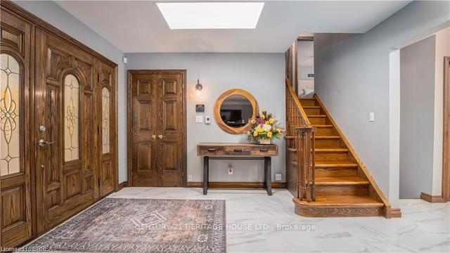 30 Ellis Ave, House detached with 3 bedrooms, 4 bathrooms and 12 parking in Brant ON | Image 34