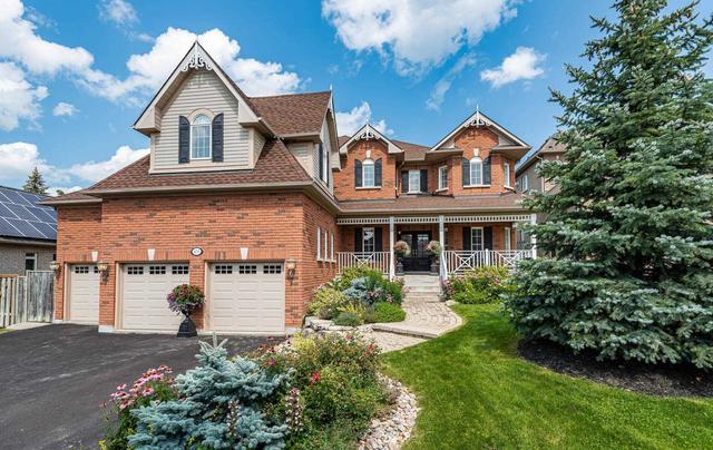 673 Chaleur Pl, House detached with 4 bedrooms, 5 bathrooms and 12 parking in Newmarket ON | Image 1