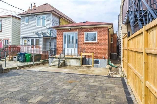 lower - 113 Lappin Ave, House detached with 2 bedrooms, 1 bathrooms and 1 parking in Toronto ON | Image 4