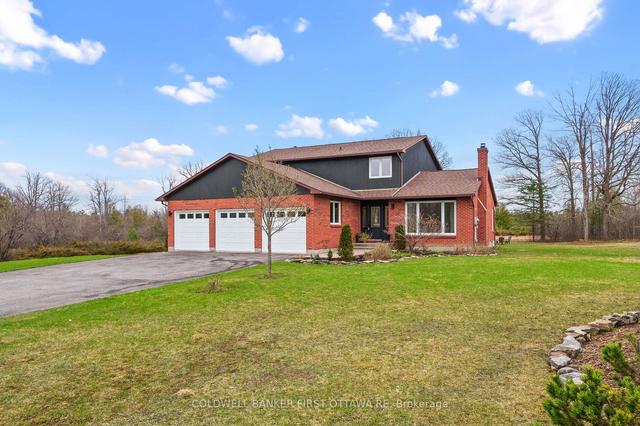 116 Manion Rd, House detached with 4 bedrooms, 3 bathrooms and 10 parking in Ottawa ON | Image 12