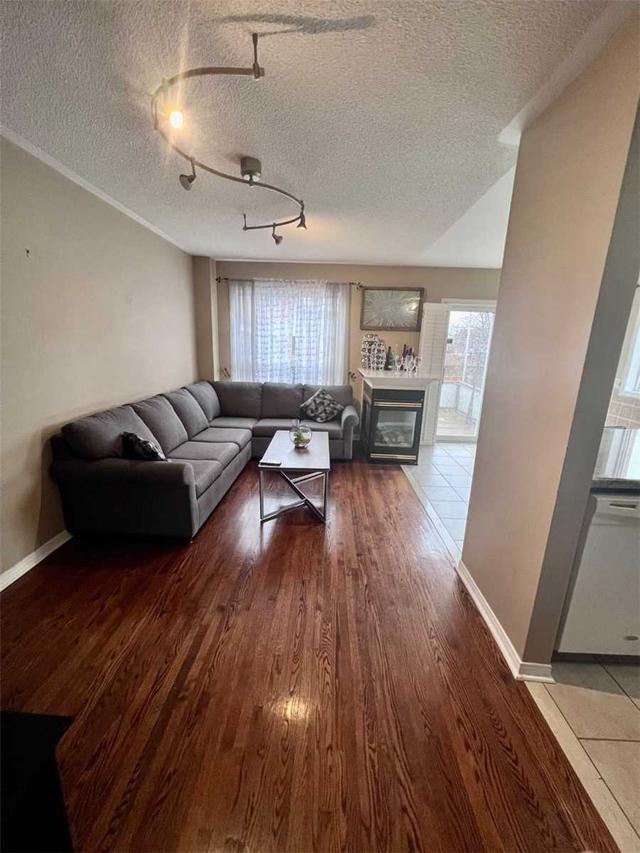 3866 Foxborough Tr, House semidetached with 3 bedrooms, 3 bathrooms and 2 parking in Mississauga ON | Image 10