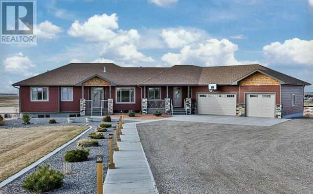 25 Lookout Drive, House detached with 7 bedrooms, 3 bathrooms and null parking in Lethbridge County AB | Image 1