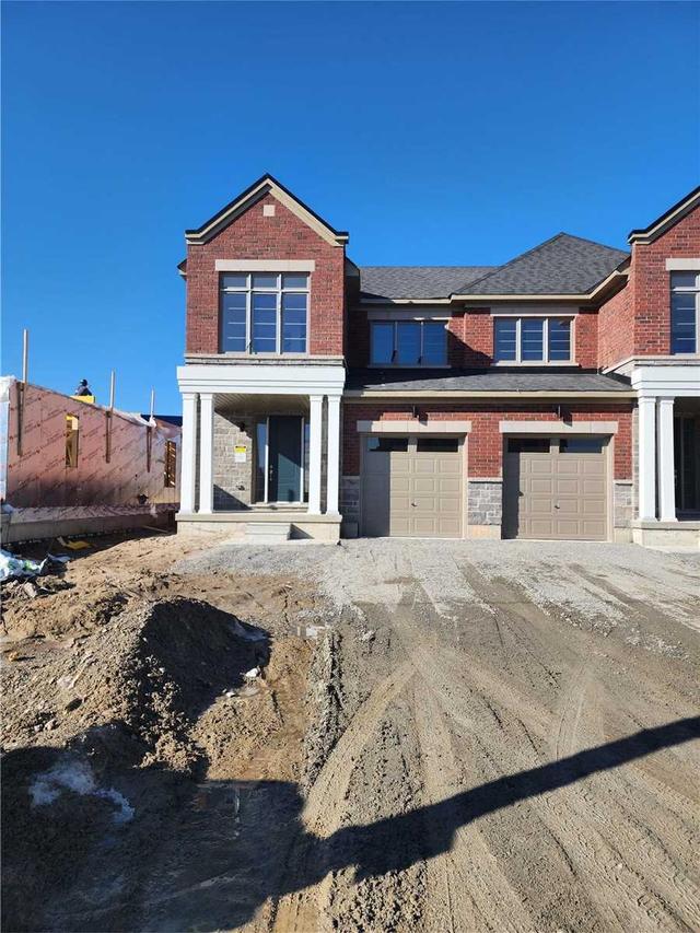 210 Thompson Dr, House semidetached with 4 bedrooms, 3 bathrooms and 2 parking in East Gwillimbury ON | Image 7