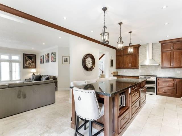 102 Gladstone Ave, House detached with 4 bedrooms, 5 bathrooms and 6 parking in Vaughan ON | Image 6