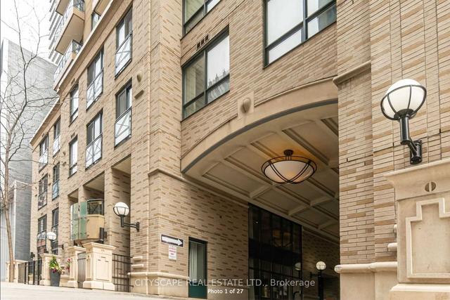 1305 - 35 Hayden St, Condo with 2 bedrooms, 2 bathrooms and 0 parking in Toronto ON | Image 1
