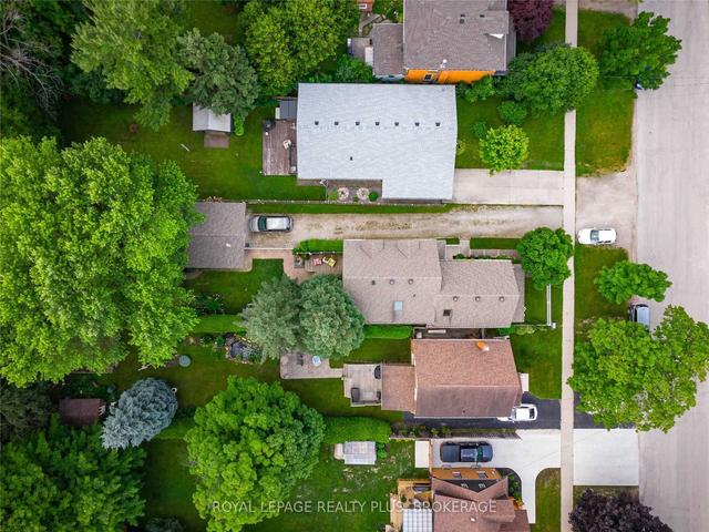 1569 7th Ave E, House detached with 5 bedrooms, 3 bathrooms and 7 parking in Owen Sound ON | Image 40