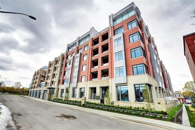 205 - 11 Oblats Avenue, Condo with 1 bedrooms, 1 bathrooms and 1 parking in Ottawa ON | Image 2