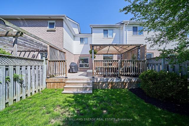 140 Wade Sq, House attached with 3 bedrooms, 3 bathrooms and 3 parking in Clarington ON | Image 30