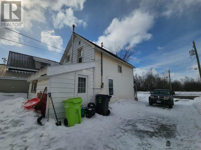 36 Fauquier Ave, House detached with 2 bedrooms, 1 bathrooms and null parking in Sault Ste. Marie ON | Image 14