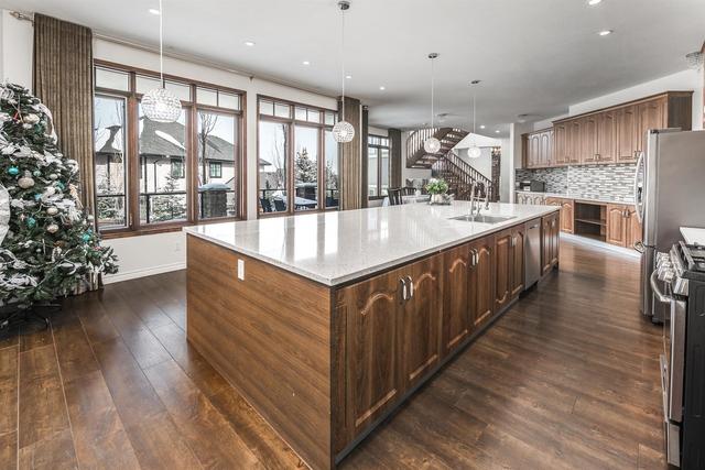 5 Elveden Point Sw, House detached with 4 bedrooms, 5 bathrooms and 6 parking in Calgary AB | Image 4