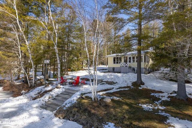168 Stewart Lake Road, House detached with 2 bedrooms, 1 bathrooms and null parking in Georgian Bay ON | Image 14