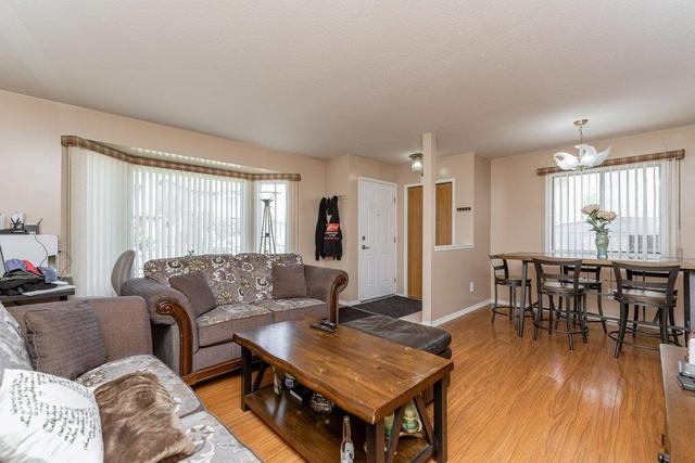 3609 42 Av Nw, House detached with 3 bedrooms, 2 bathrooms and null parking in Edmonton AB | Image 5