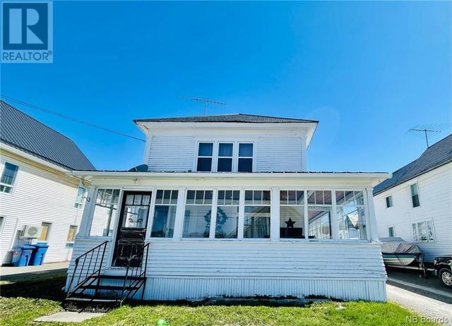 354 Main Street, House detached with 4 bedrooms, 2 bathrooms and null parking in Hartland NB | Image 4