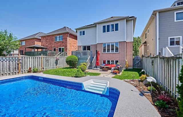 24 Wiseman Dr, House detached with 4 bedrooms, 3 bathrooms and 4 parking in Ajax ON | Image 25