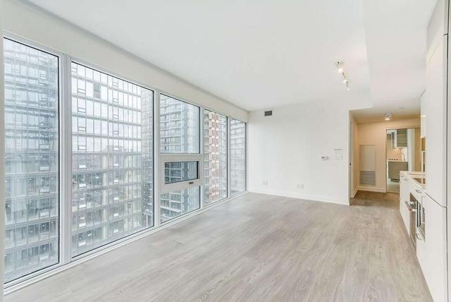 1206 - 19 Western Battery Rd, Condo with 2 bedrooms, 2 bathrooms and 1 parking in Toronto ON | Image 8