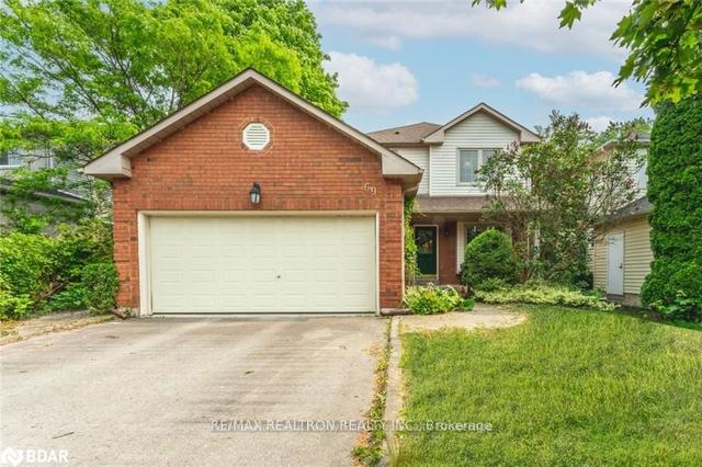 69 D'ambrosio Dr, House detached with 3 bedrooms, 2 bathrooms and 4 parking in Barrie ON | Image 1