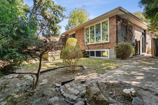 84 Applefield Dr, House detached with 3 bedrooms, 2 bathrooms and 3 parking in Toronto ON | Image 30