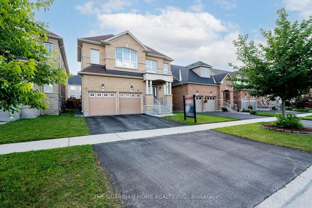 95 Pedwell St, House detached with 4 bedrooms, 4 bathrooms and 4 parking in Clarington ON | Image 12