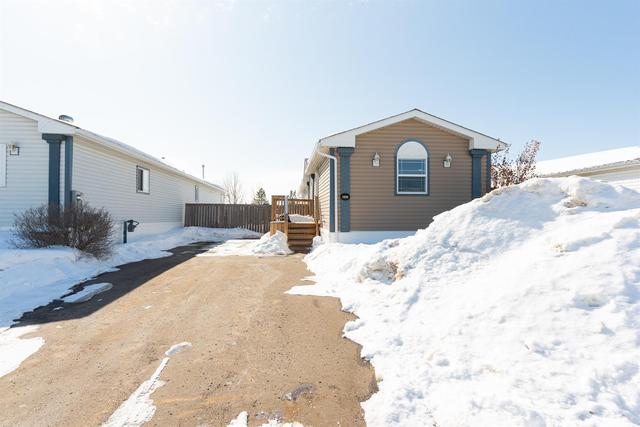 231 Belgian Green, House detached with 3 bedrooms, 2 bathrooms and 4 parking in Wood Buffalo AB | Image 35